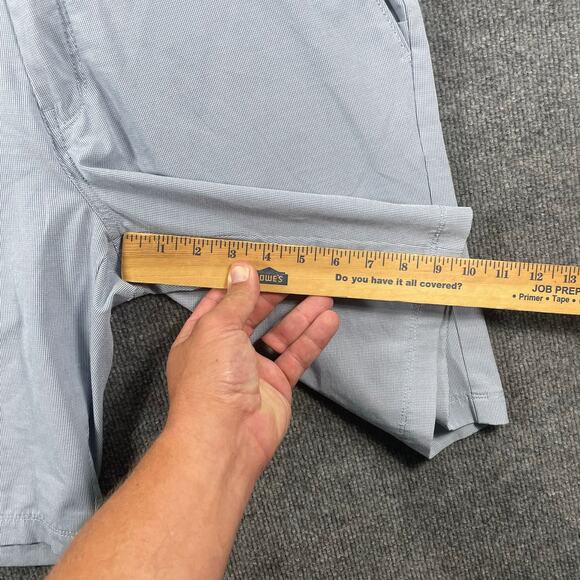 Travis Mathew Golf Shorts 10" Men's 34 Blue Striped Stretch Casual Preppy - Picture 6 of 11